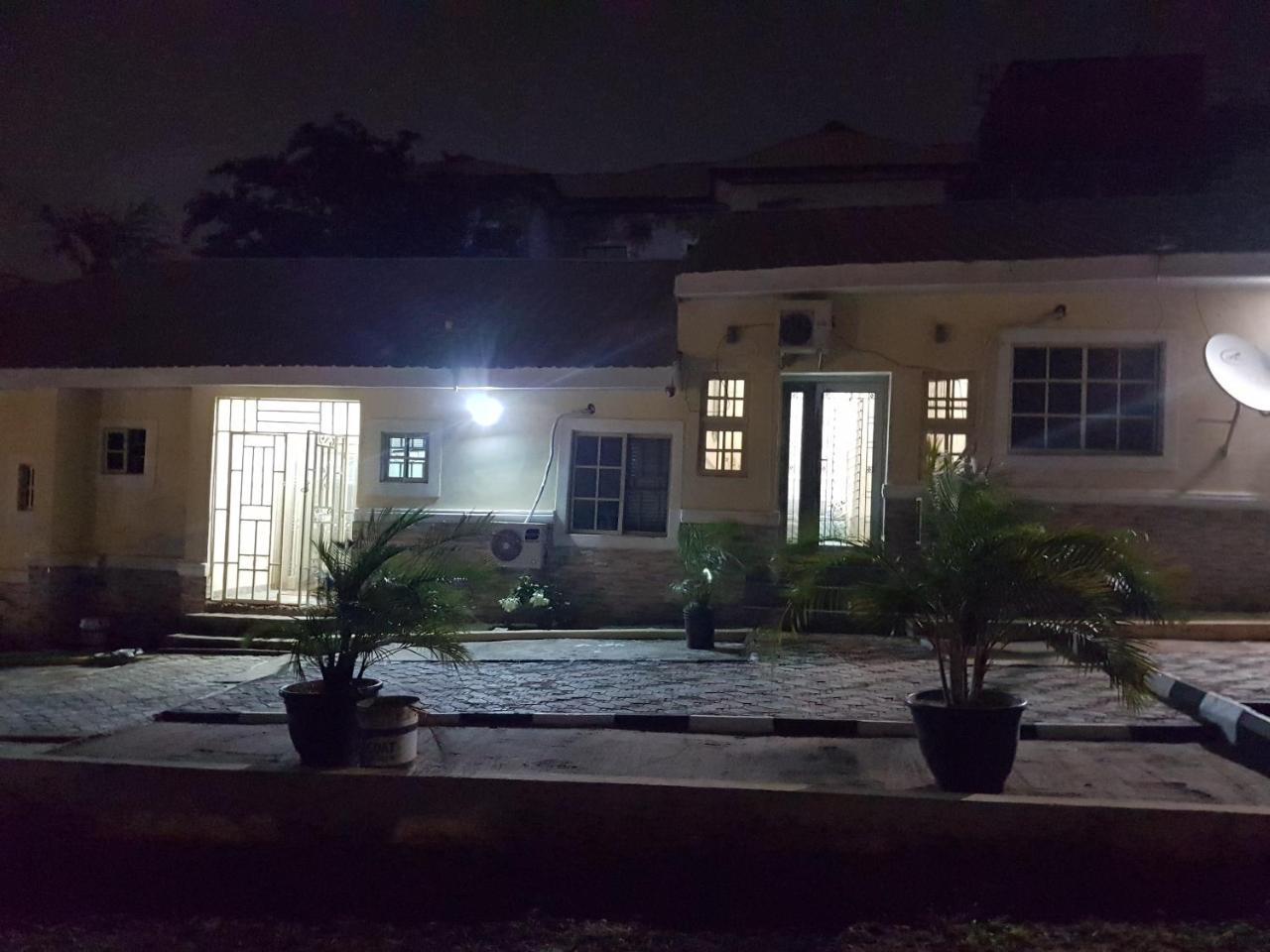 Rock Towers Apartments Abuja Extérieur photo
